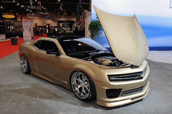 SEMA2010-Custom-2011-Chevrolet-Camaros.jpg
