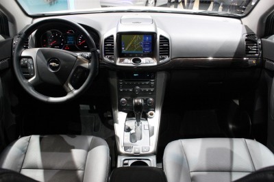 2013-chevrolet-captiva_002.jpg
