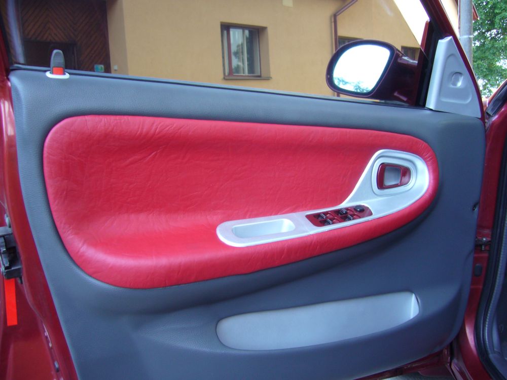 P1040018dvere.jpg